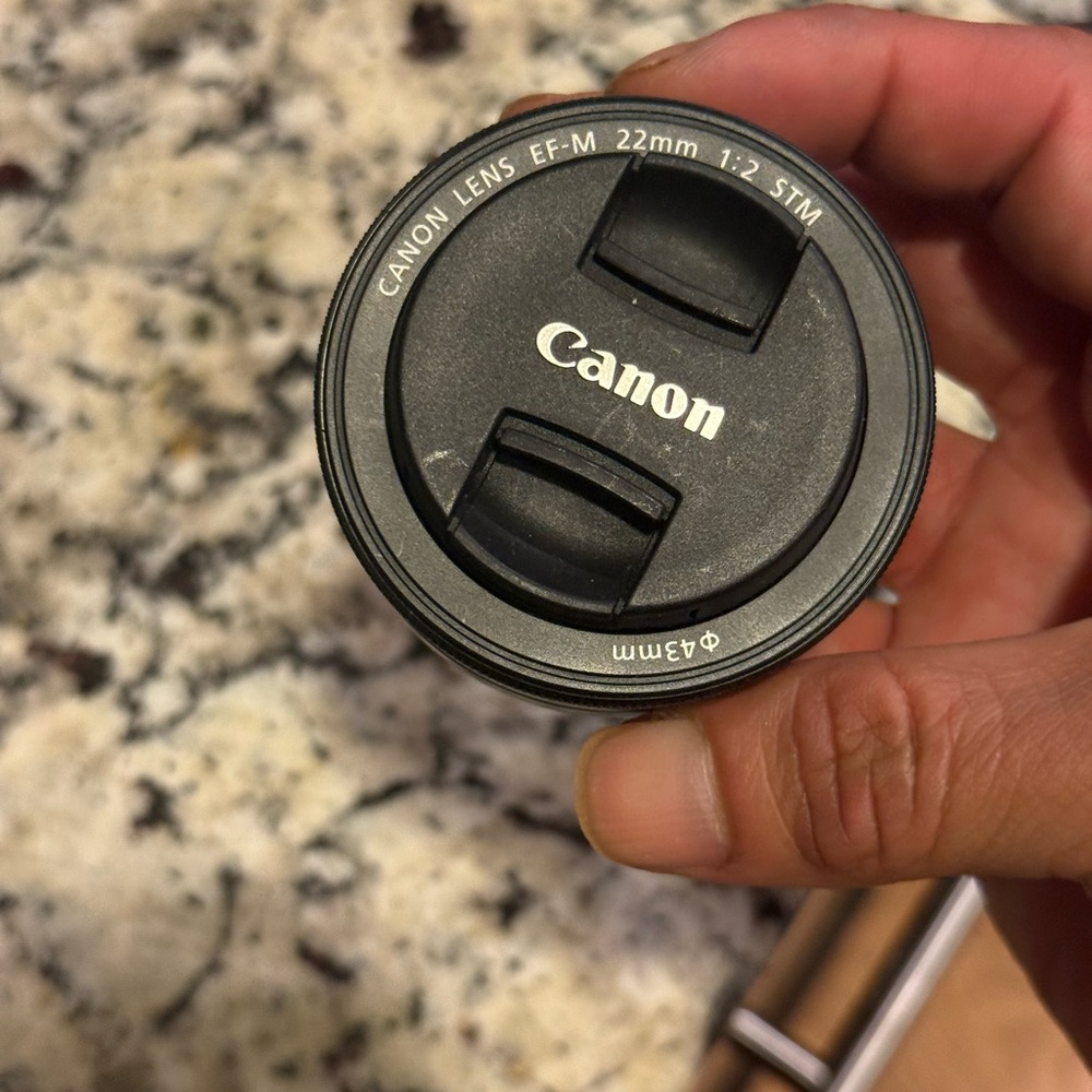 Canon EF-M 22mm f/2 STM Pancake Lens - Black